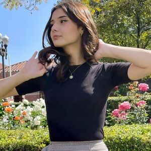 Meet your Posher, Gwen